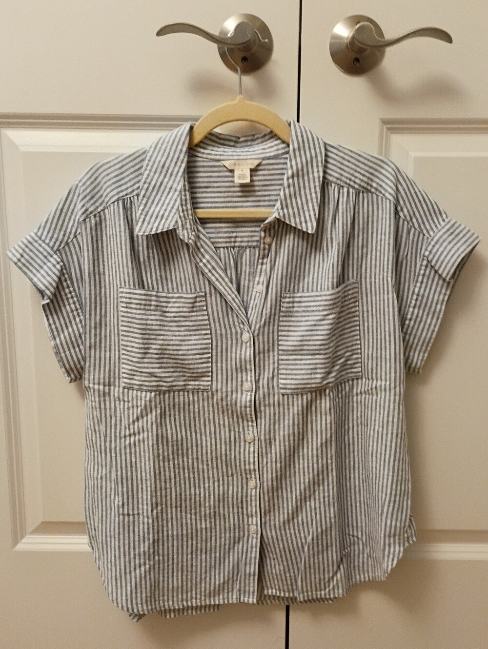 Caslon Linen Blend Short Sleeve Button-Up Shirt - Women's Size Small